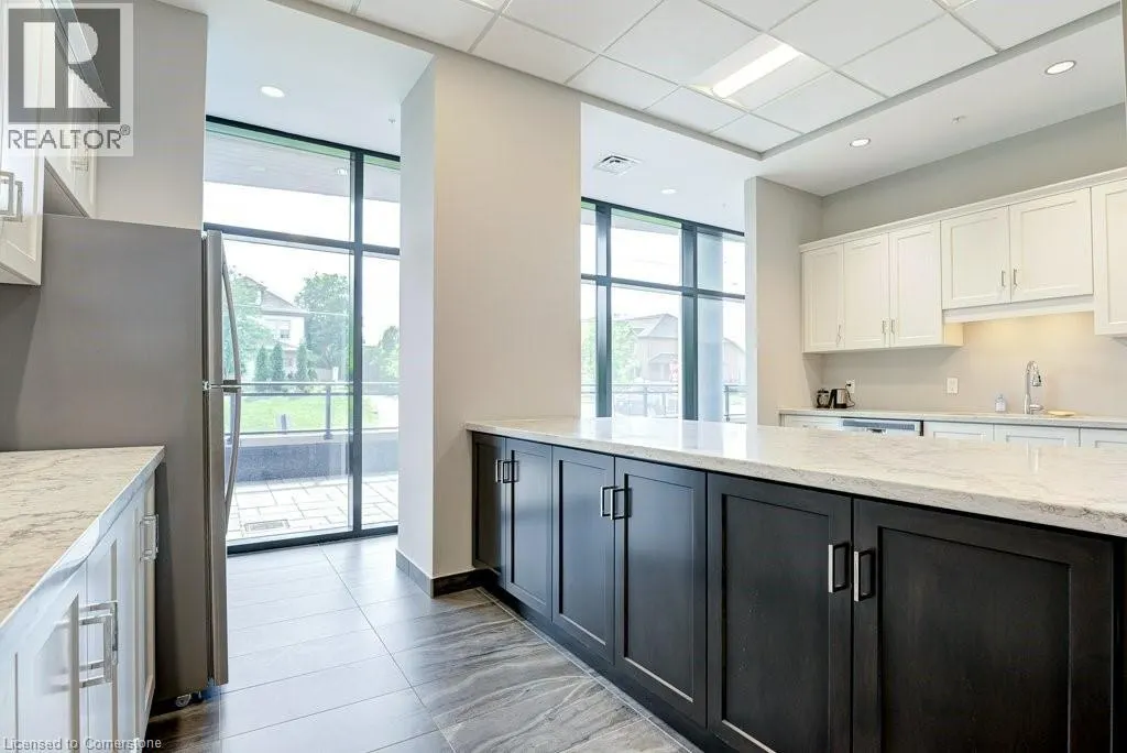 30 HAMILTON Street S Unit# 407, #407