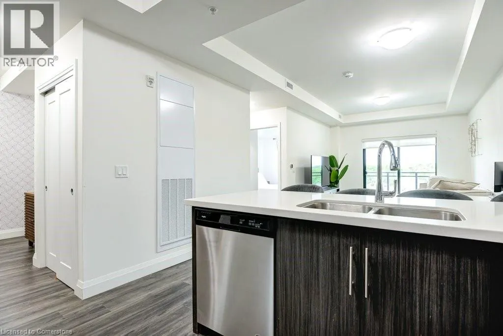 30 HAMILTON Street S Unit# 407, #407