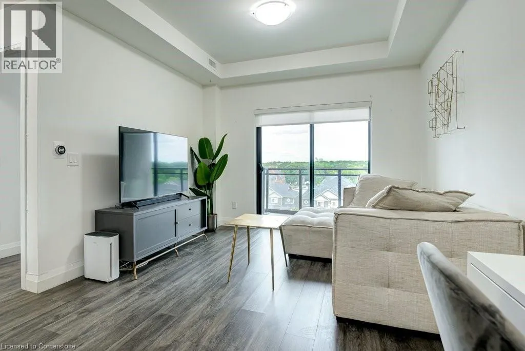 30 HAMILTON Street S Unit# 407, #407