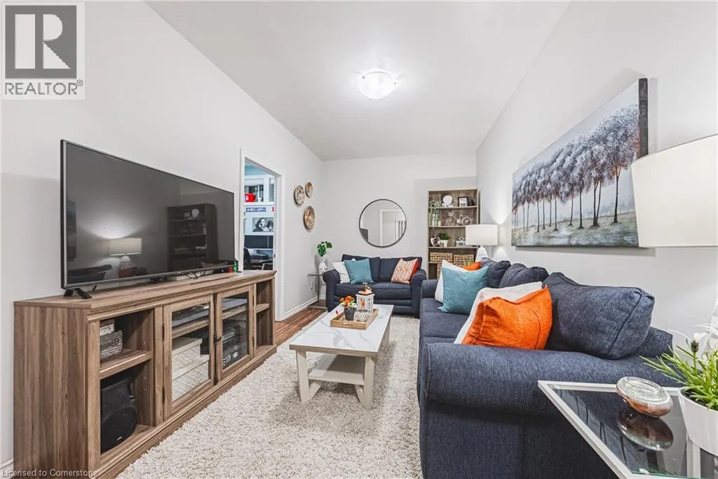 1419 ESTER Drive