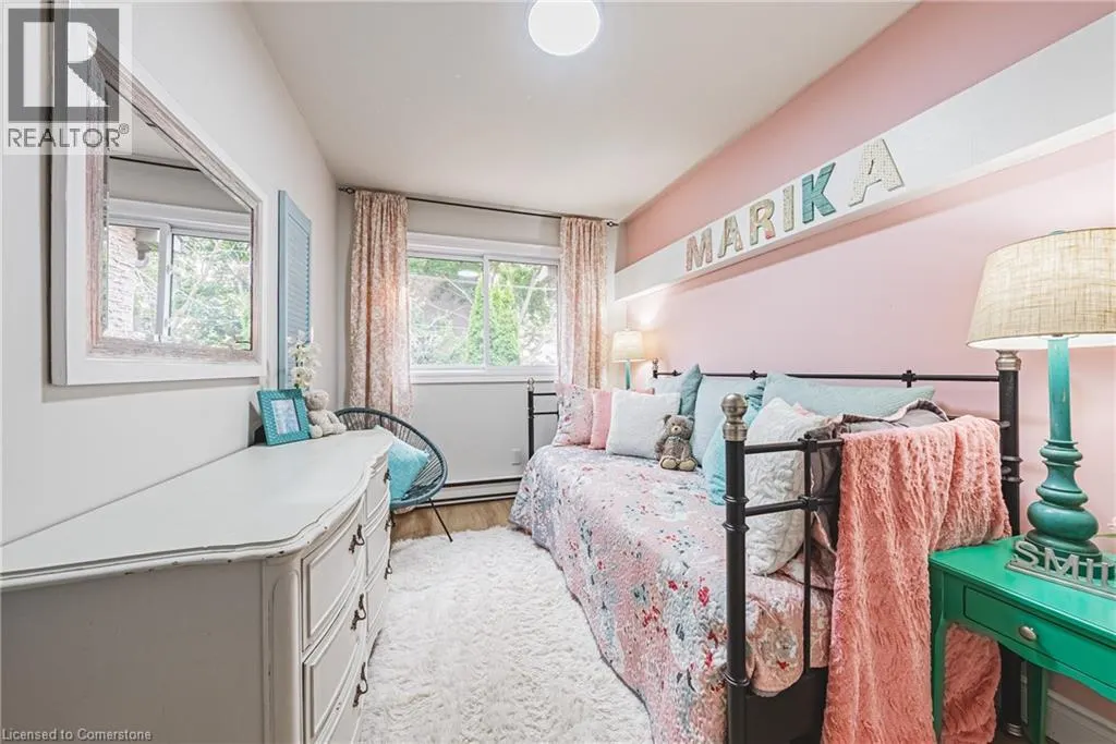 1419 ESTER Drive