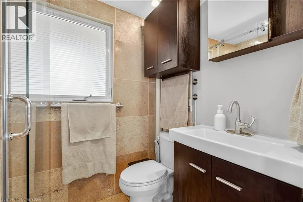 1238 LAKESHORE Road