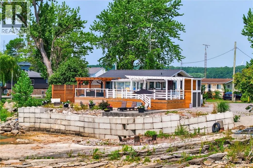 1238 LAKESHORE Road