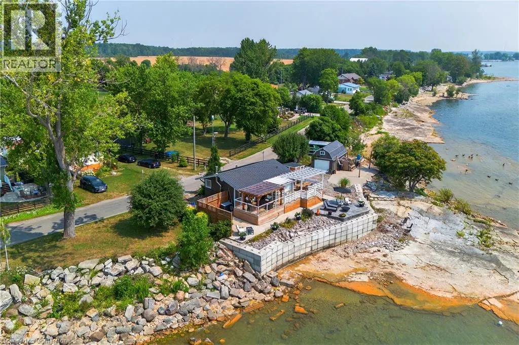 1238 LAKESHORE Road