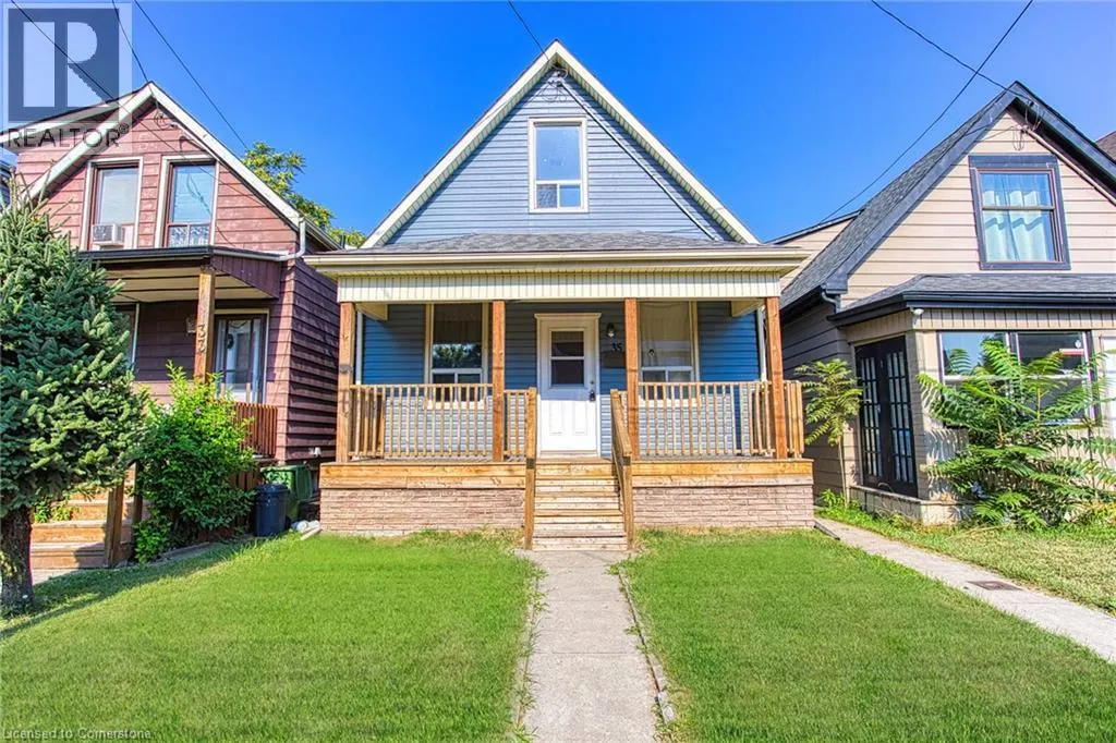 35 NIAGARA Street
