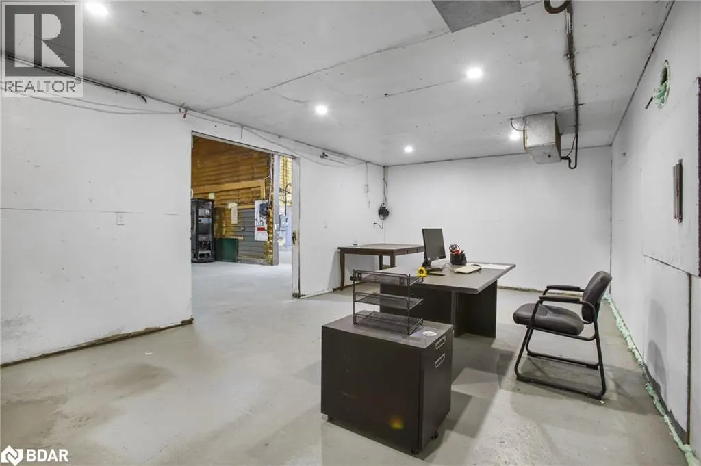 1153 CANAL Road Unit# Barn, #Barn