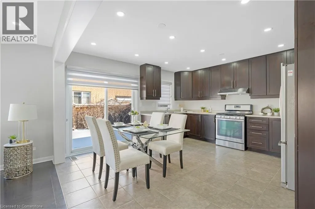 897 FARMSTEAD Drive