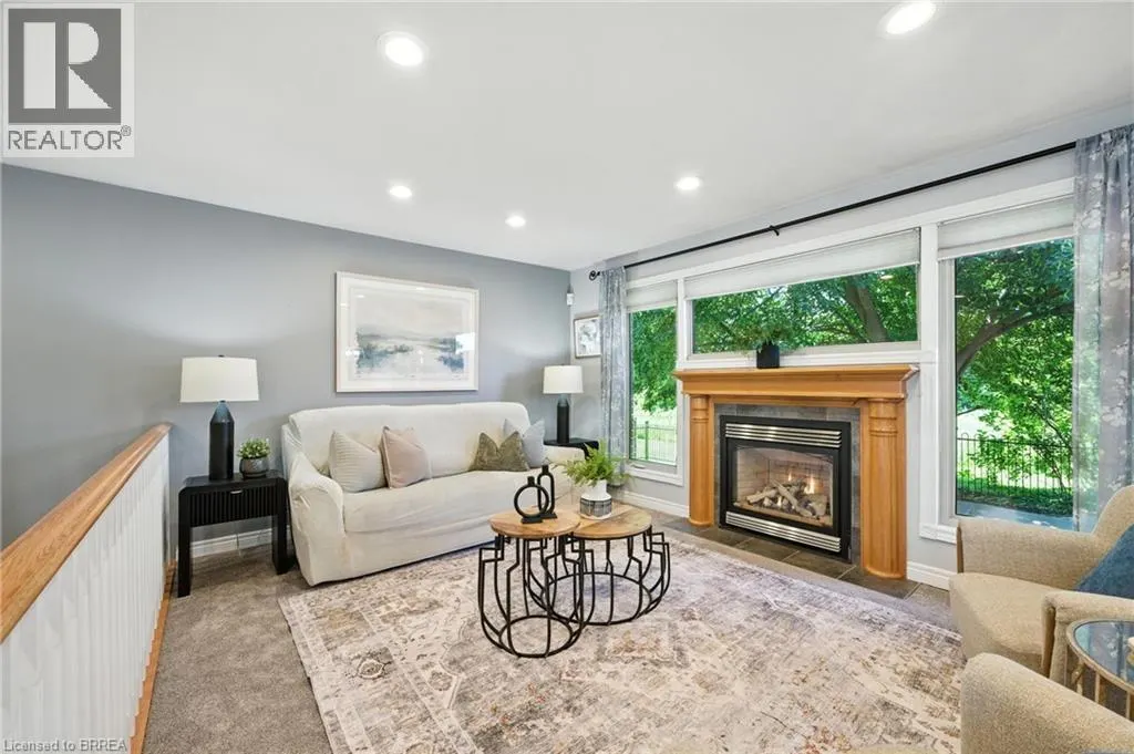 28 MACPHERSON Drive