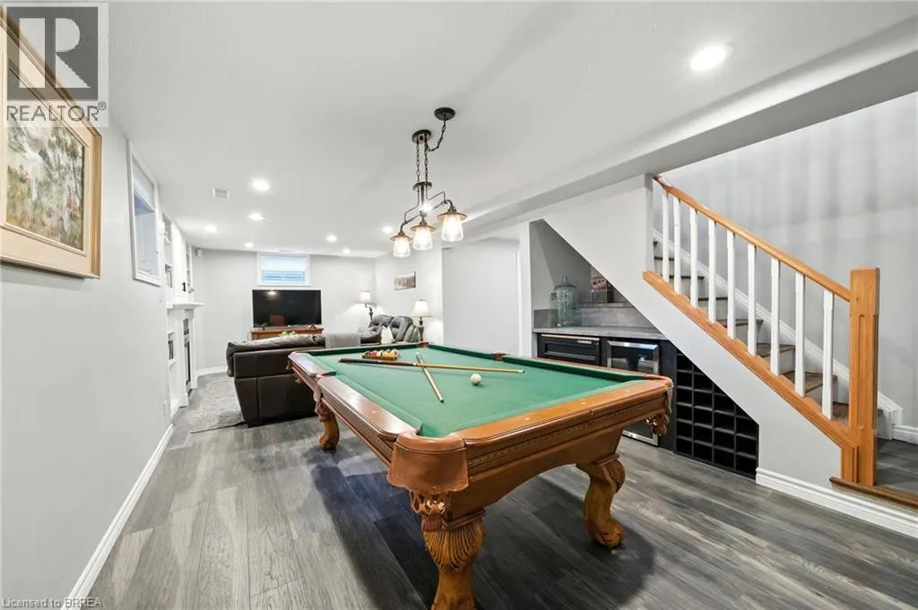 28 MACPHERSON Drive