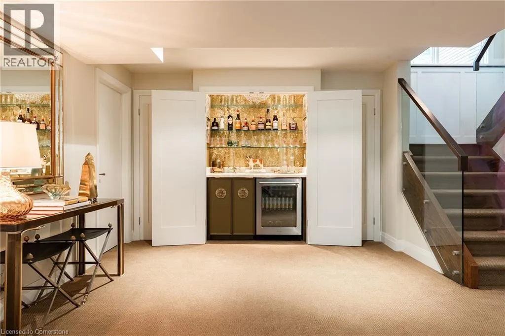 686 NAUTALEX Court