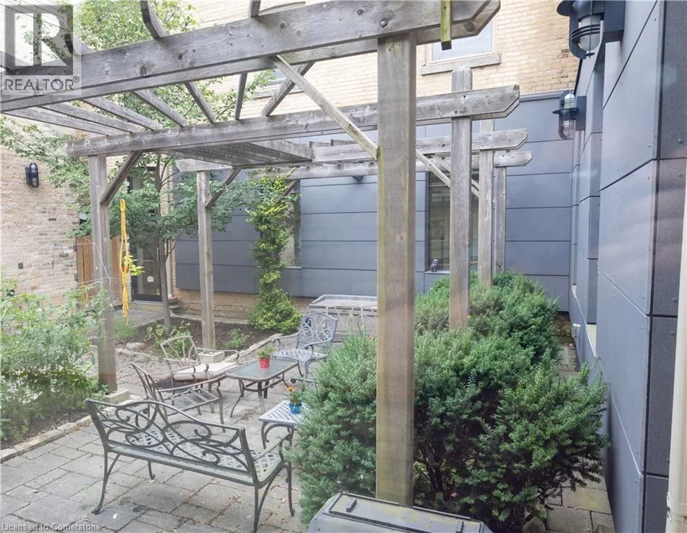 365 COLBORNE Street