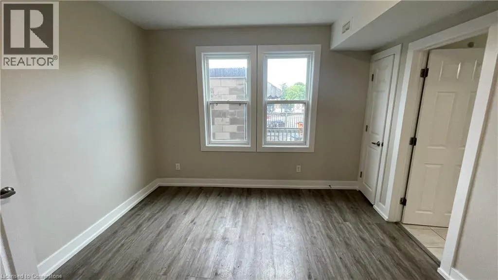 1544 KING Street E Unit# 303, #303