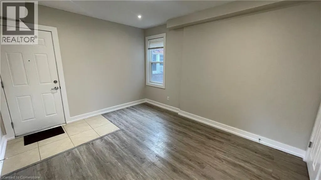 1544 KING Street E Unit# 303, #303