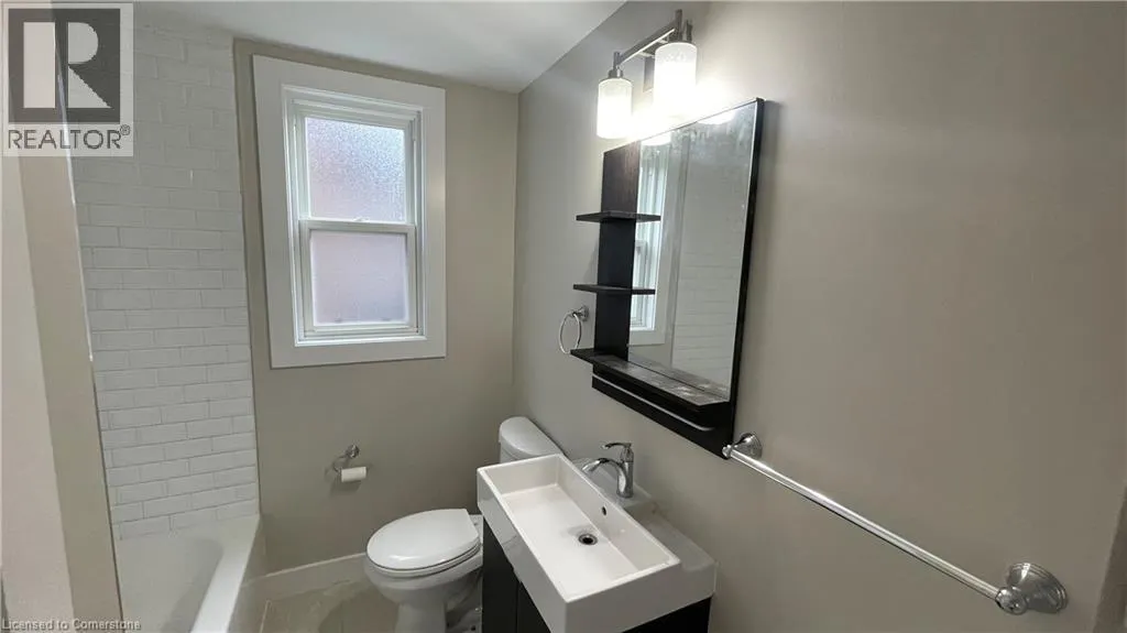 1544 KING Street E Unit# 303, #303