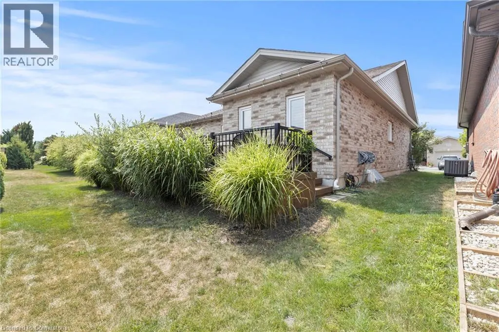 3923 SUNSET Lane