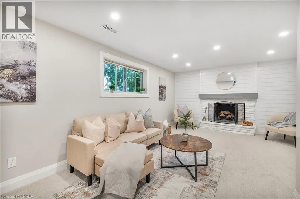 94 APPLEFORD Road