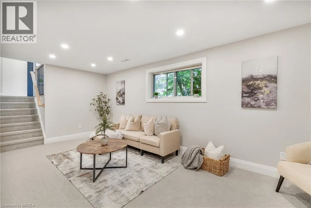 94 APPLEFORD Road
