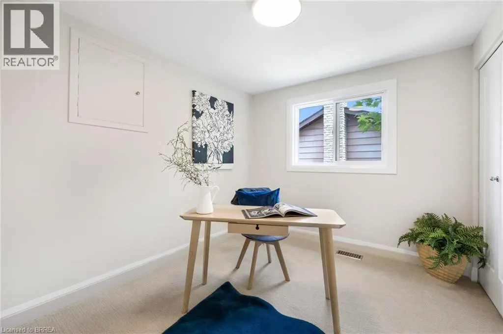 94 APPLEFORD Road