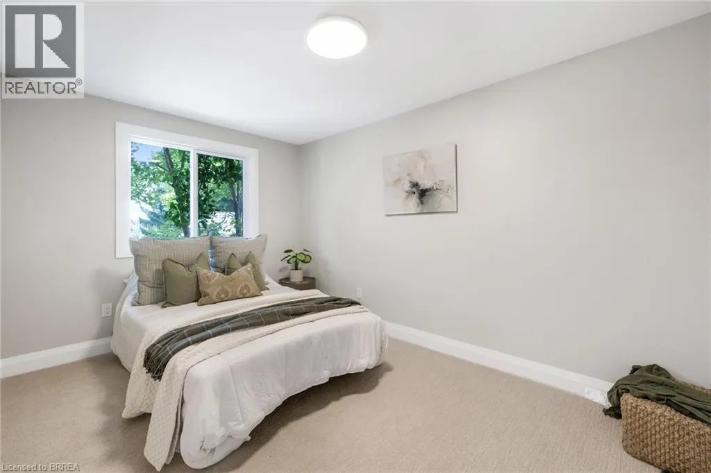 94 APPLEFORD Road