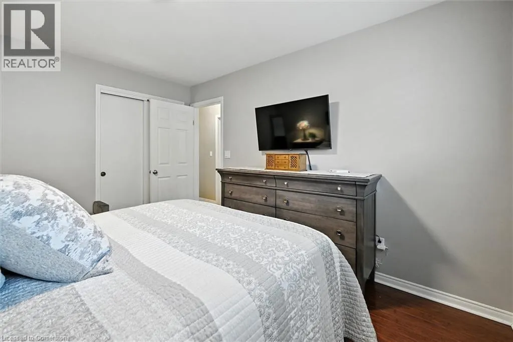 5937 SAINT ANTHONY Crescent