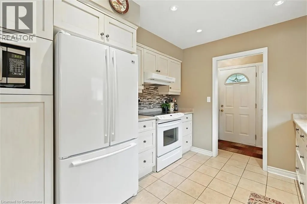5937 SAINT ANTHONY Crescent