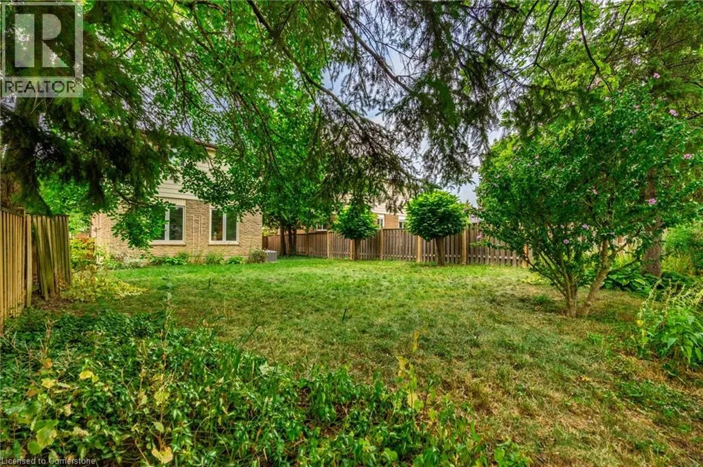 3084 PARKGATE Crescent