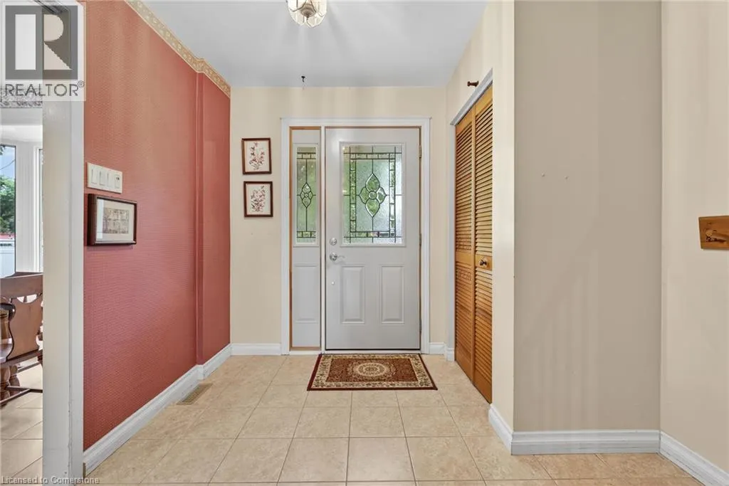 3084 PARKGATE Crescent