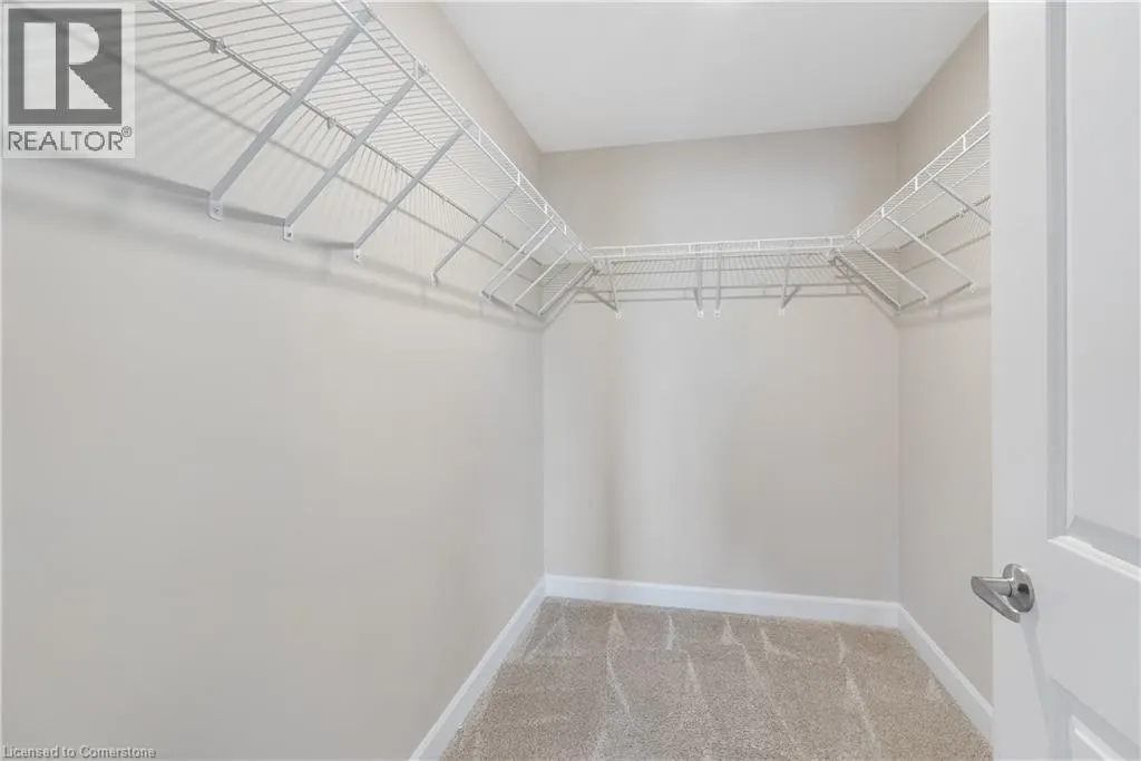 98 MOONSTONE Crescent
