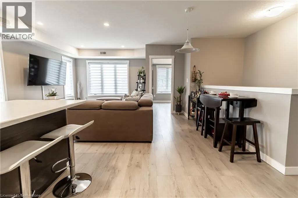 160 ROCHEFORT Street Unit# D7, #D7