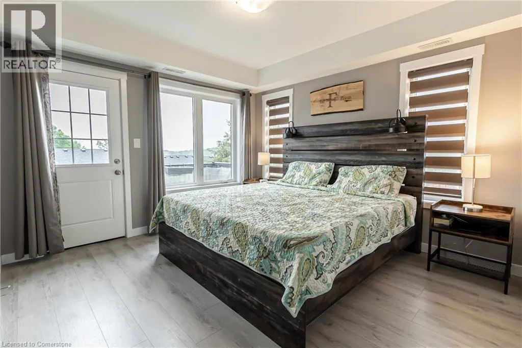 160 ROCHEFORT Street Unit# D7, #D7