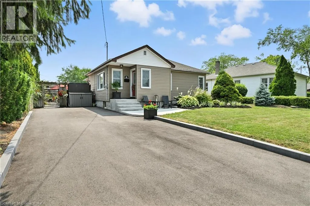 4 GLENVIEW Avenue