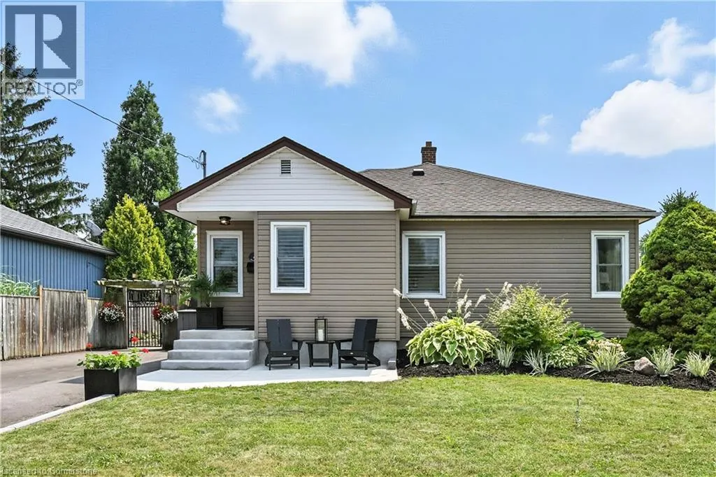 4 GLENVIEW Avenue