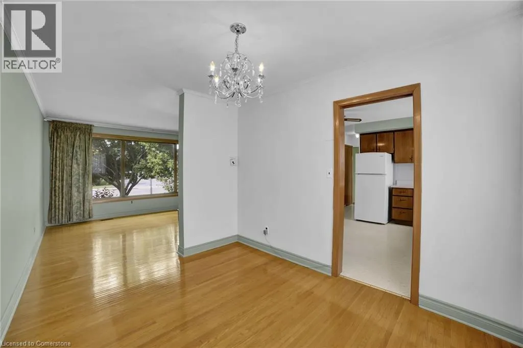 26 CLIFTON DOWNS Road