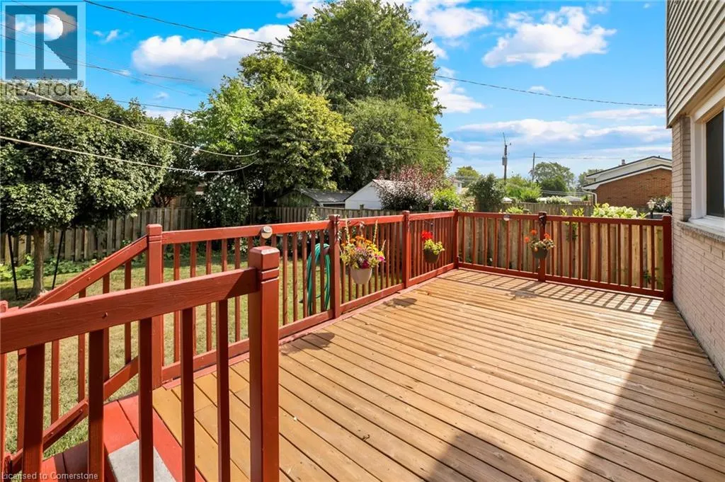 26 CLIFTON DOWNS Road