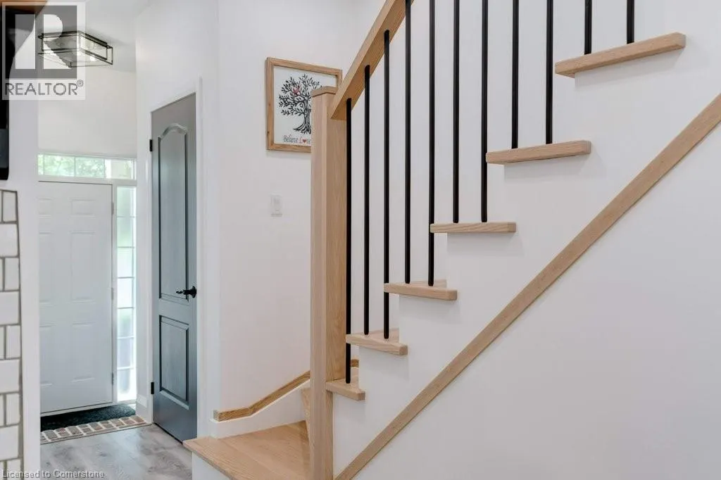 79 BROWVIEW Drive