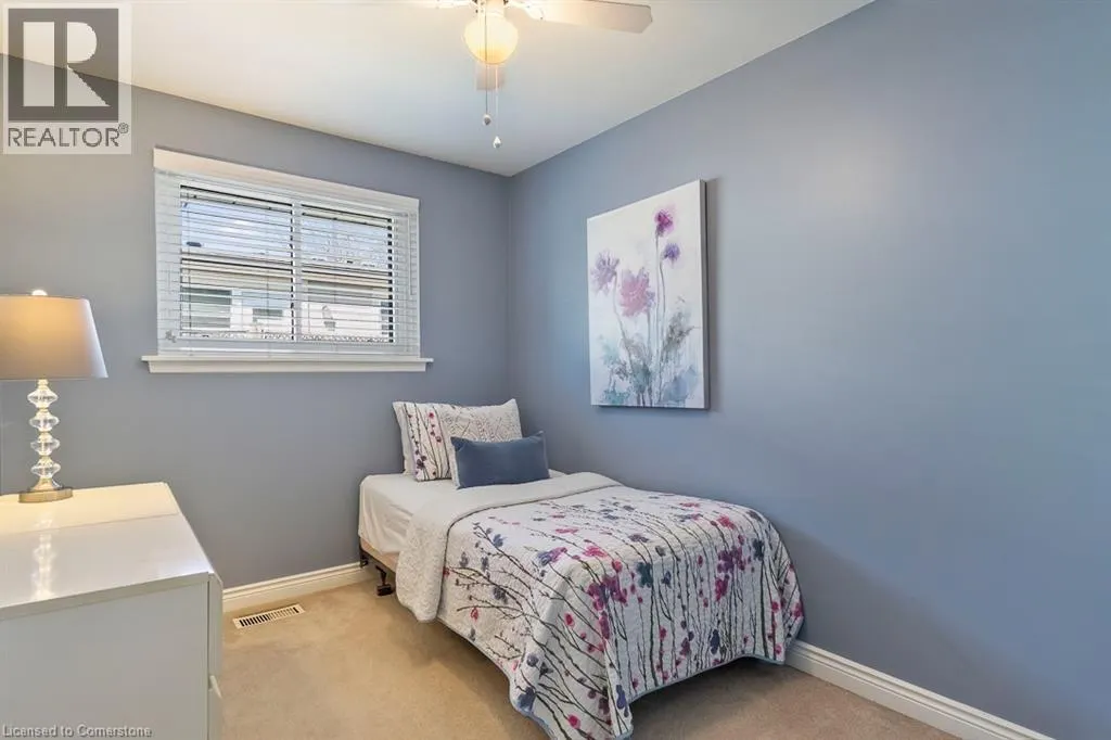 1257 HILLVIEW Crescent