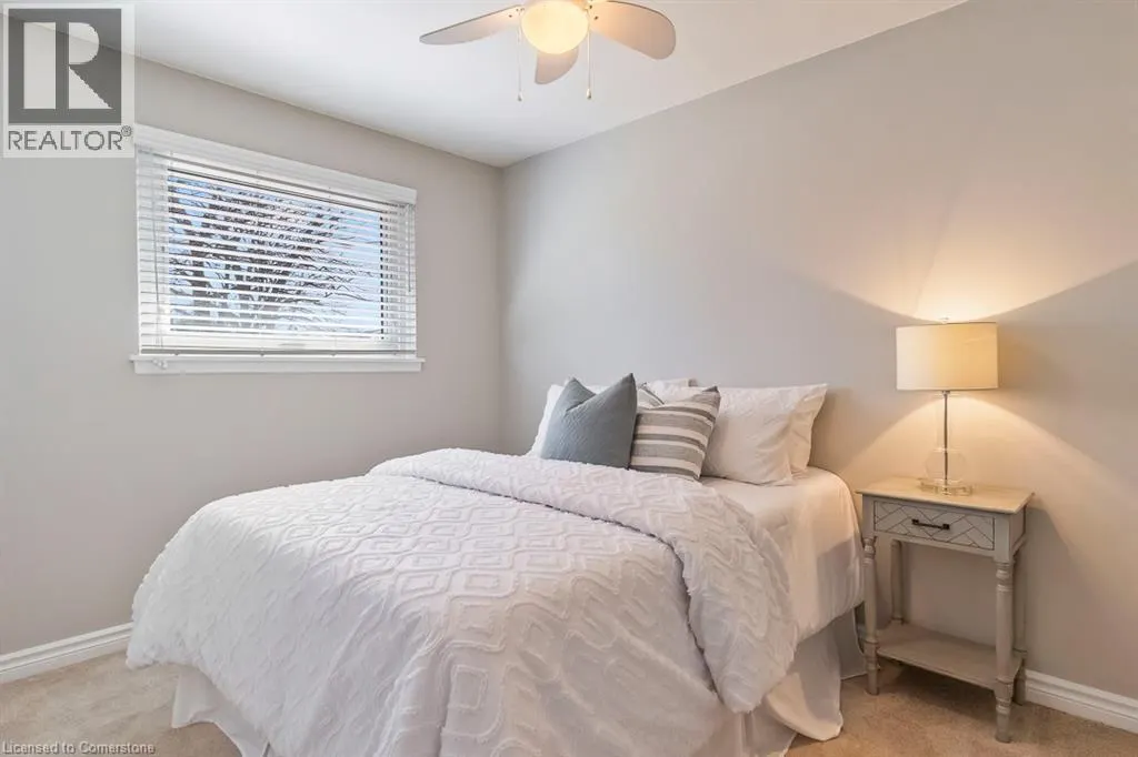1257 HILLVIEW Crescent