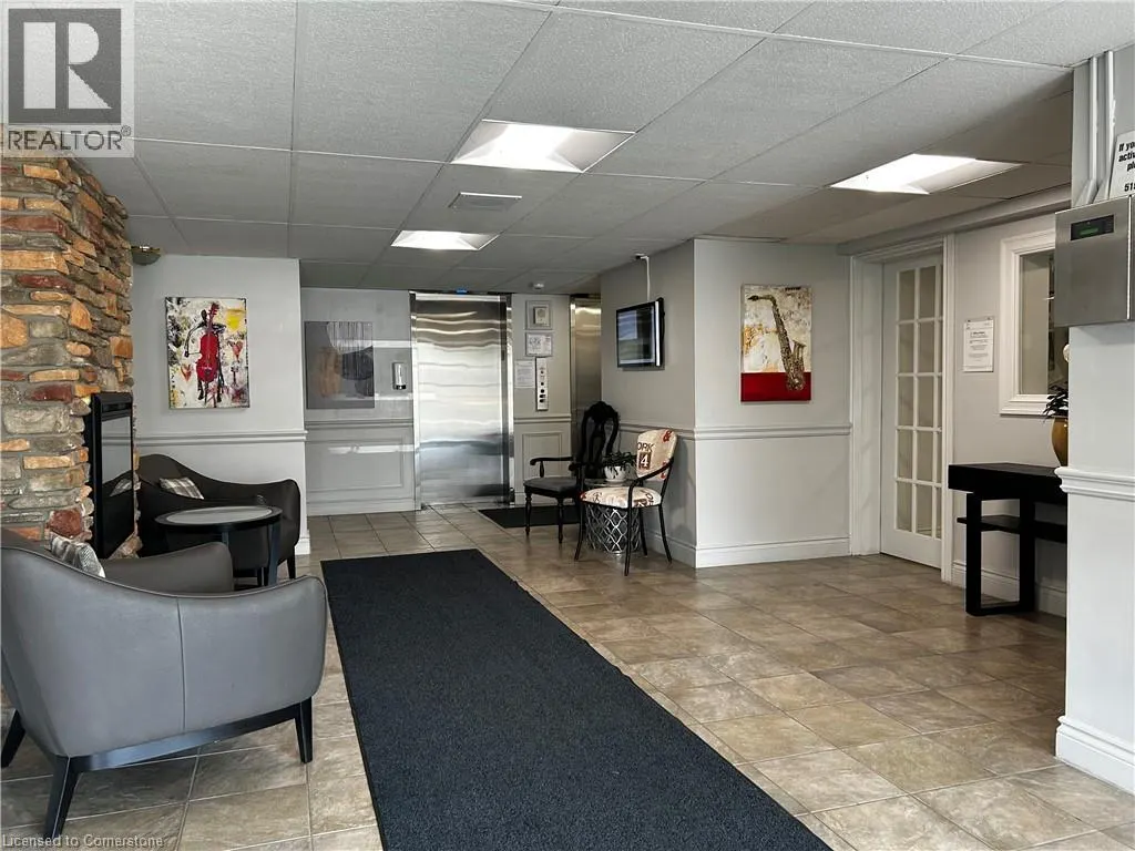 64 BENTON Street Unit# 704, #704