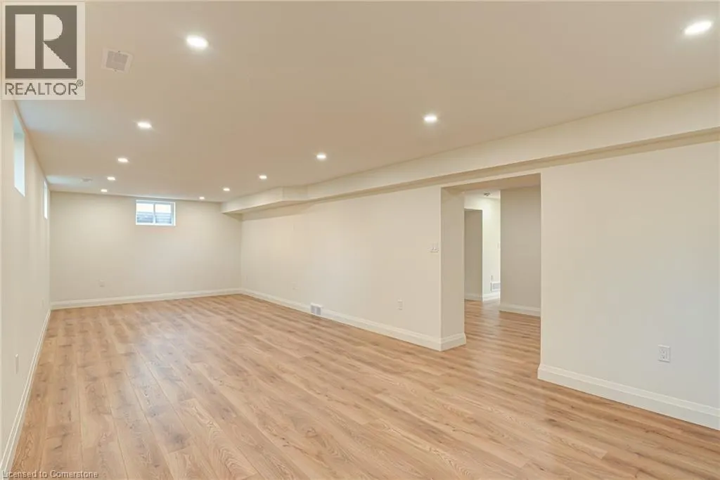 18 NORTHSIDE Drive
