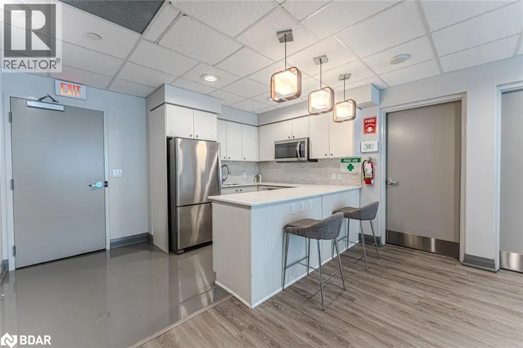 111 WORSLEY STREET Unit# 511, #511
