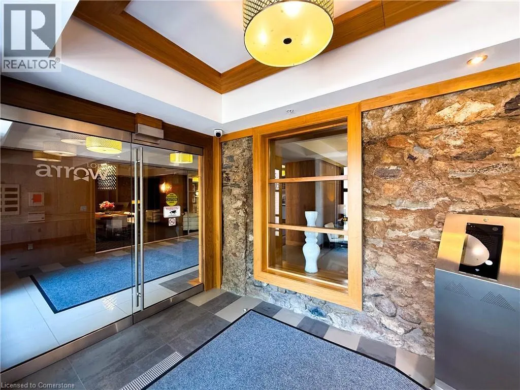 112 BENTON Street Unit# 408, #408