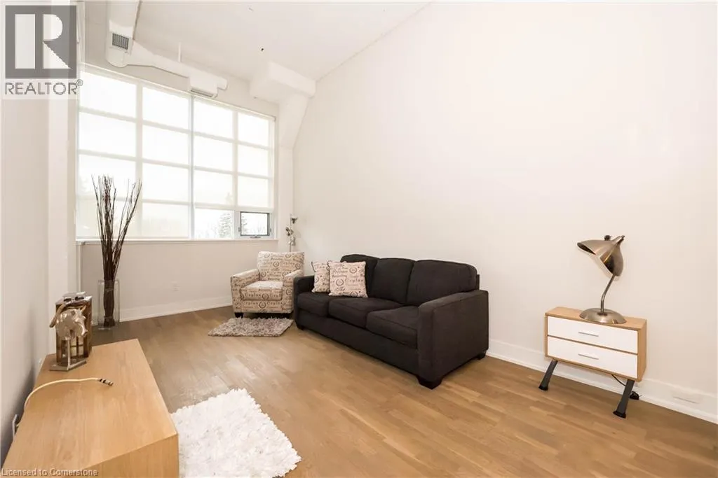 112 BENTON Street Unit# 408, #408