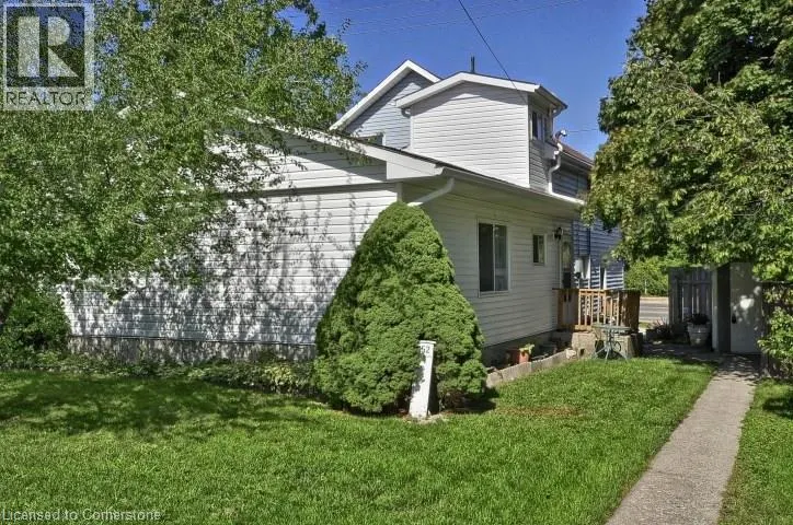352 DUNDAS Street Unit# 4, #4