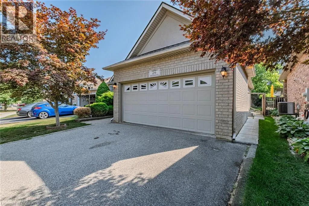 26 MACDONALD Crescent