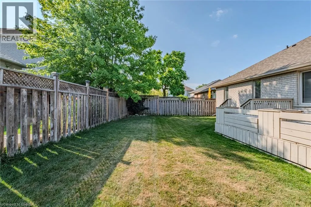 26 MACDONALD Crescent
