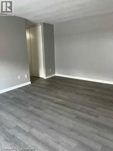 529 PARKSIDE Drive Unit# 7, #7