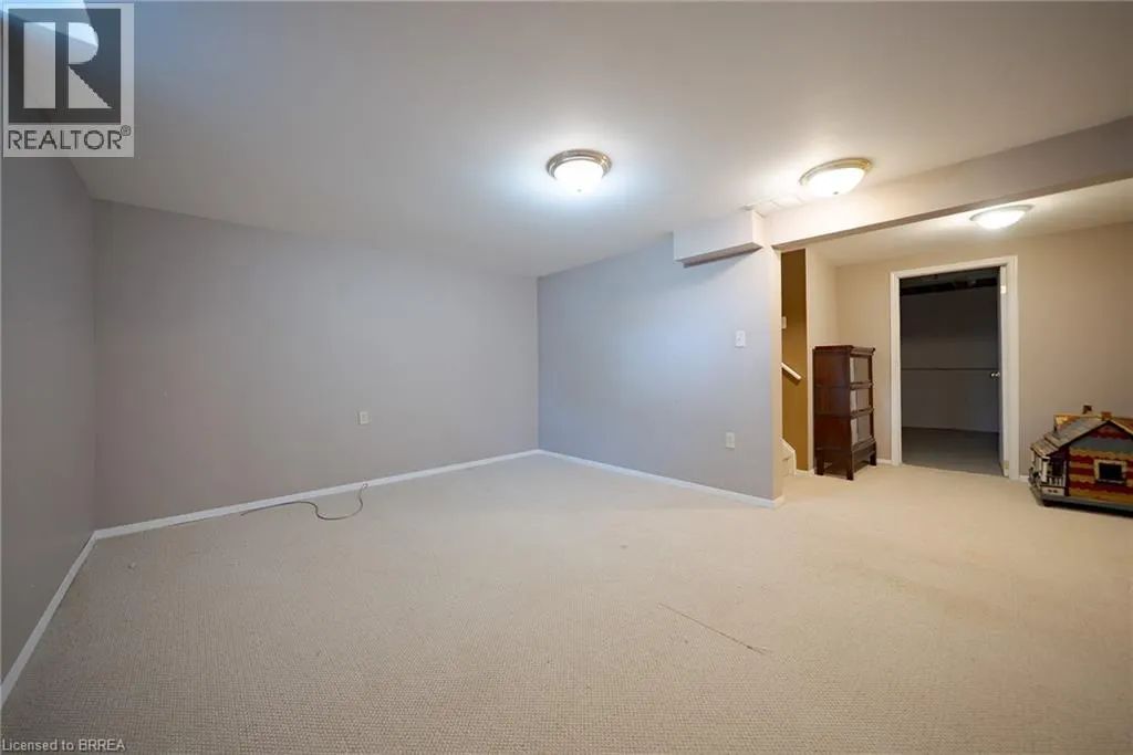90 WHITE OWL Crescent