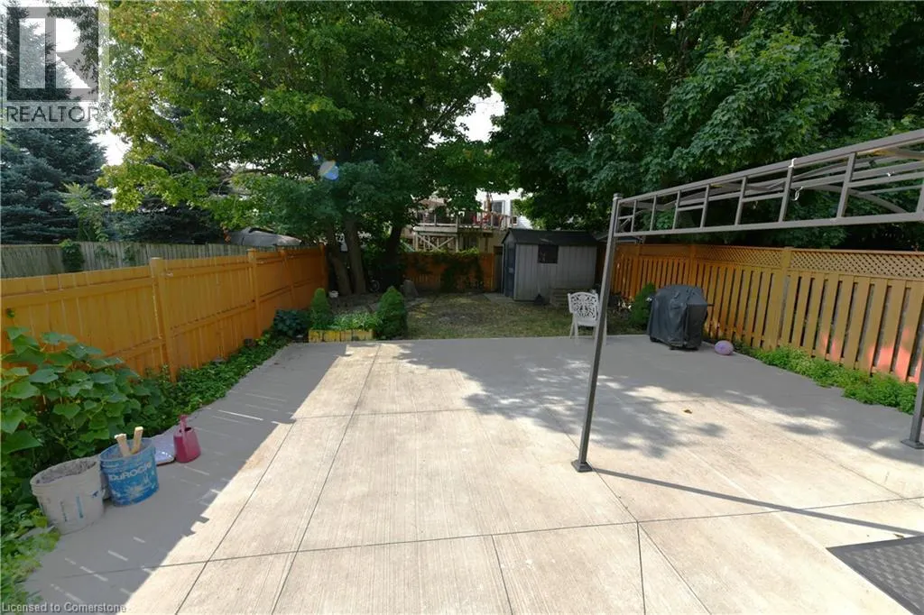 260 BRIDLEWREATH Street