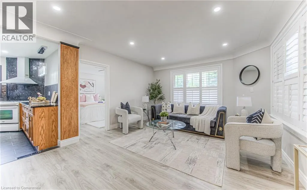 271 BEDFORD Road