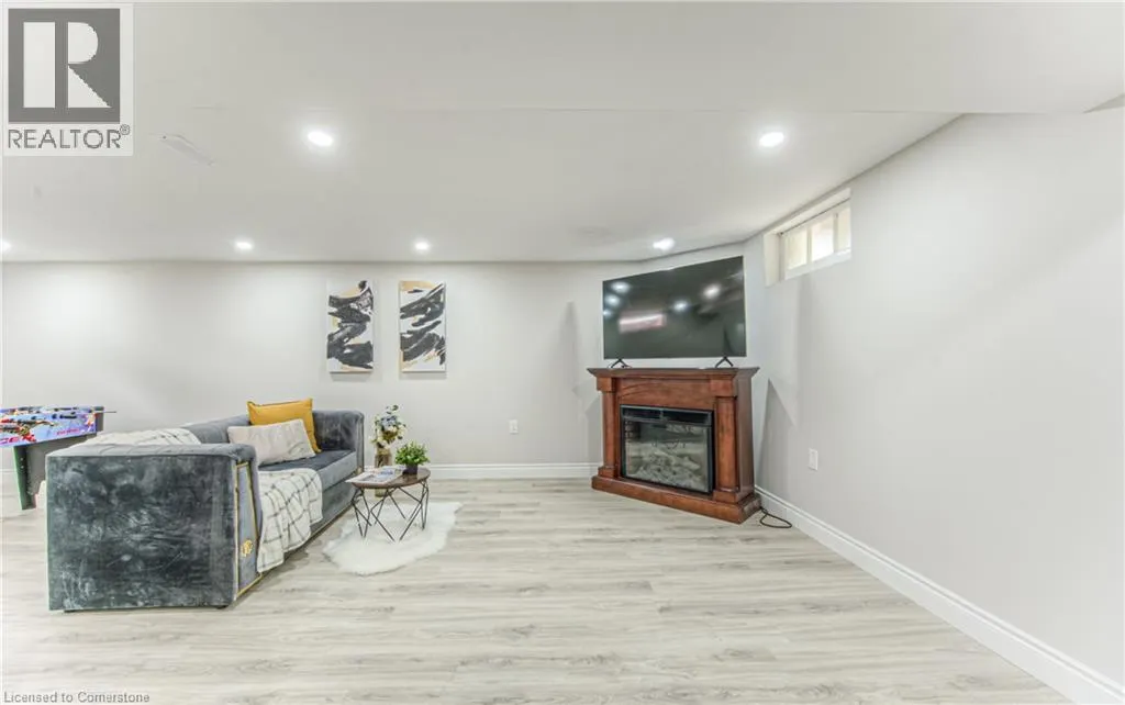 271 BEDFORD Road